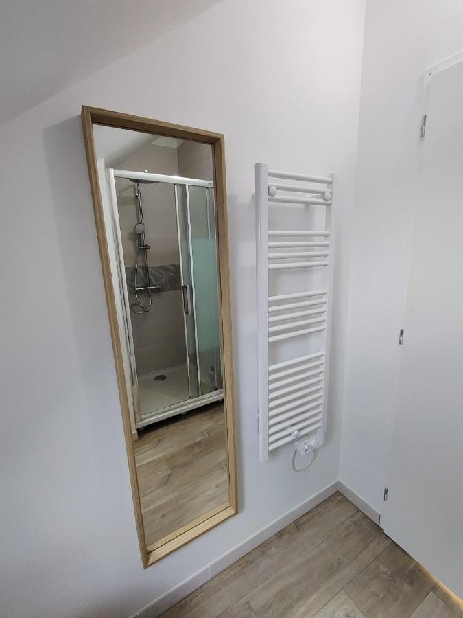 Appartement T3 "Yuca" Hyper Centre D'Ernee Ernée Exterior foto